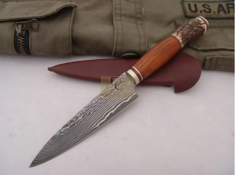 Handgjord klassisk Damaskus Fixd Damascus Blade Kniv Koppar + Antlers Hantera hög kvalitet med lädermantel