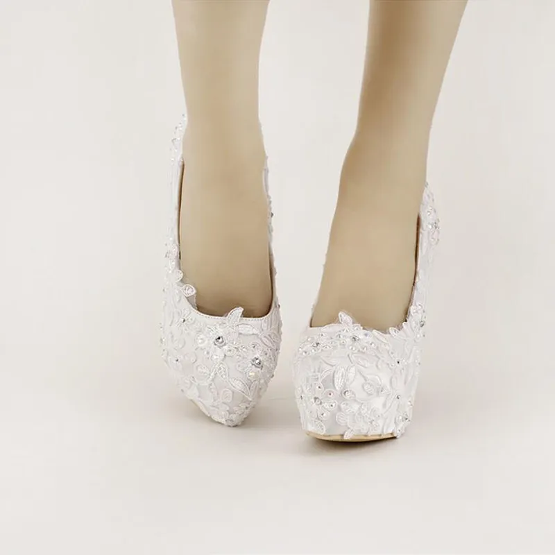 أحذية شريط بيضاء حلوة أحذية زفاف عالية الكعب منصة مع الخنجرات أحذية الزفاف المصنوعة يدويًا مريحة للنساء ساتان أحذية 5583456