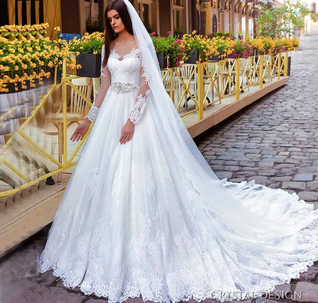 2016 Modest Victorian Wedding Dresses Sexy Sheer Lace Applique Jewel Neck Long Sleeve Stunning Bling Beaded Waist A Line White Bridal Gowns