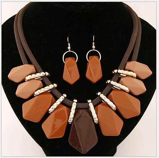 Luxe Chunky Verklaring Ketting Oorbel Bib ZA Lagen Europees Amerikaans Candy Kleur Hars Steen Sieraden Kettingen Sets te koop