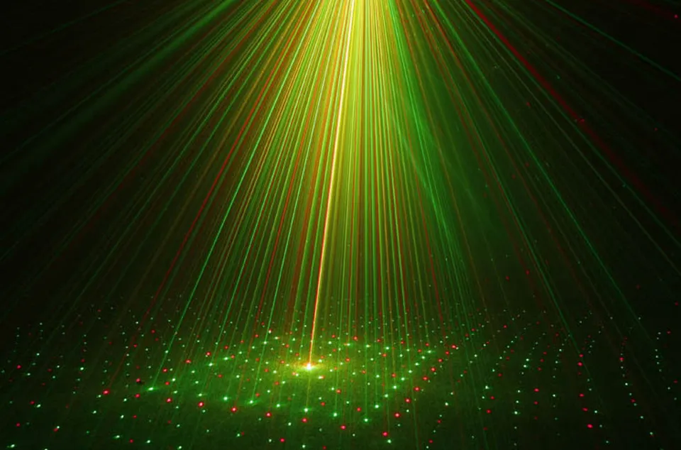 Tanie 2 X Mini LED Laser Wskaźnik Disco Scena Light Party Wzór Oświetlenie Projektor Lampa Pokaż Remote RGB Laser Projektor Lights Xmas Prezent