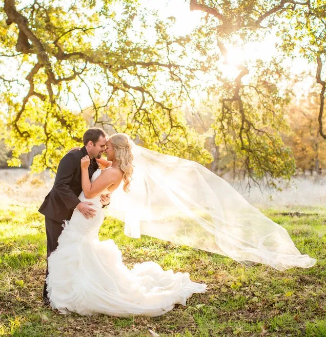 Vestidos de novia románticos Sirena Talla grande Cariño sin mangas Abdoment con decoración Vestidos de boda Volver Cremallera Tren de barrido Vestido de novia