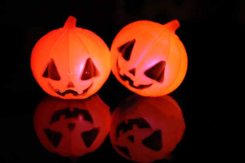 LED Pumpkin Skeleton Light Hallowmasクリスマスパーティー装飾プロップベッドサイドテーブルライト5cmハロウィーンランプ