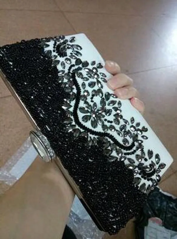 Black and White Stunning Evening Bags Crystals Handmade Beaded Evening Party Wedding Bridal Clutch Shoulder Bags High Quality