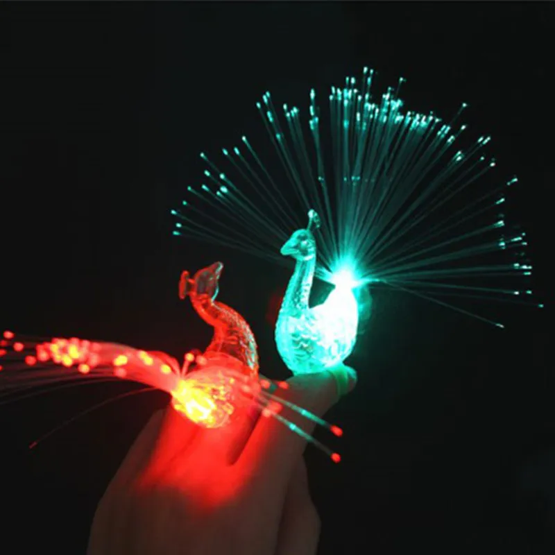 Ночной рынок продает световые пальцы лампы павлина, флэш -источник творческие игрушечные подарки для детей перчатки