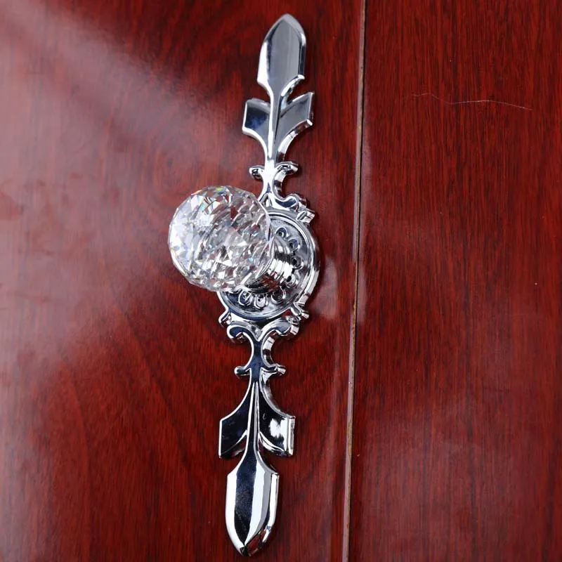 Fashion deluxe clear crystal dresser kitchen cabinet door handles silver glass drawer cupboard knobs pulls modern simple chrome