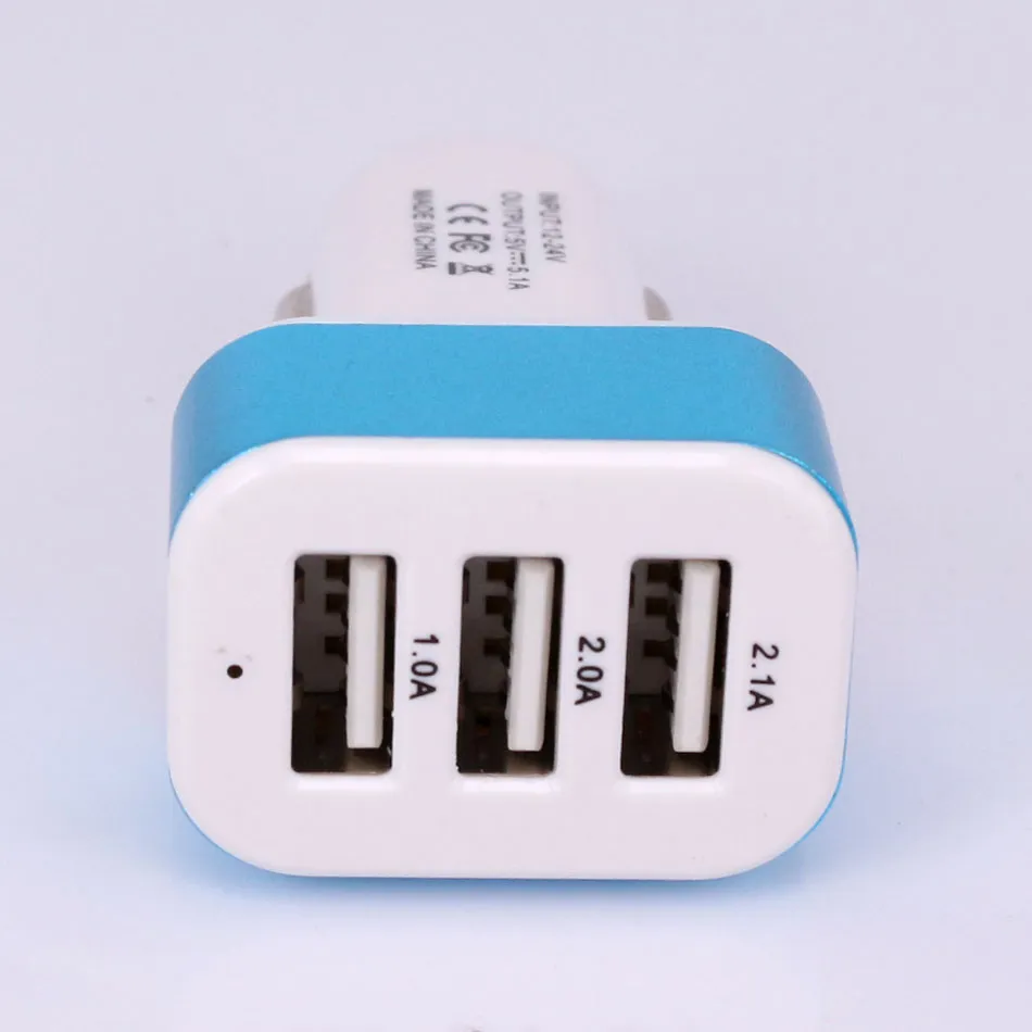 Dreifache Universal-USB-Autoladegerät 3-Port-Autoladegerät-Adapterbuchse 2A 2.1A 1A Auto-Styling USB-Ladegerät 100 teile/los Kostenloser DHL-Versand