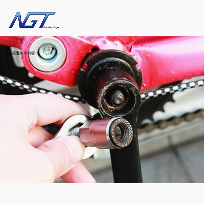 One item New Guy Steps Brand New Mountain Crank Puller Removal Bicycle Repair Tool 