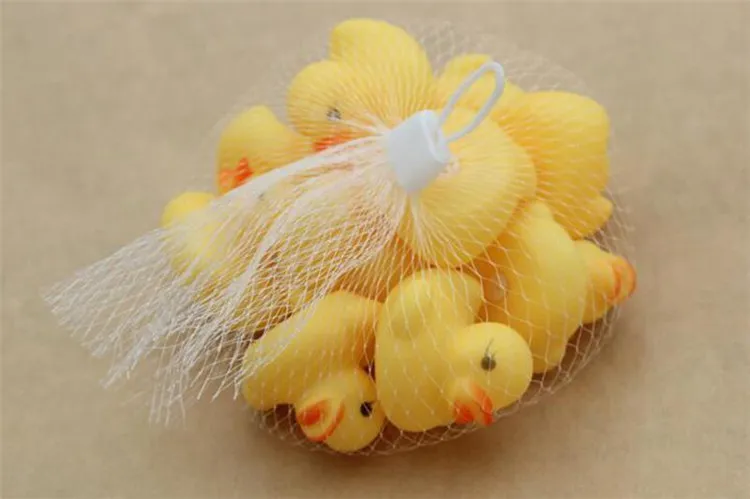 Baby Bath Toy Sound Rattle Children Infant Mini Rubber Duck Swimming Bathe Gifts Race Squeaky Duck Swimming Pool Fun Playing Toy I9329719