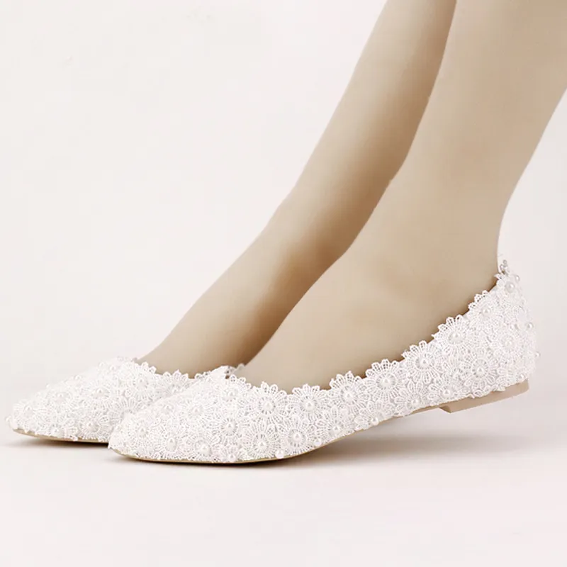 Tacco piatto Scarpe da sposa con fiori di perle e pizzo Scarpe a punta Scarpe da ballo per feste di matrimonio Belle scarpe da damigella d'onore Scarpe basse da donna281Y