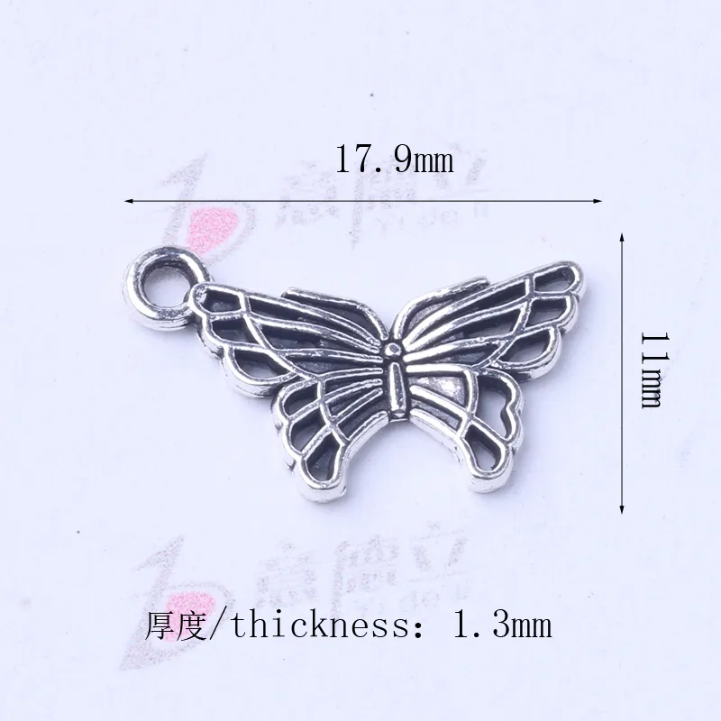 Bracelets de pingente de borboleta se encaixam ou colar de colar Retro Antique Silverbronze Charms Diy Jóias lot 3006Z8854802
