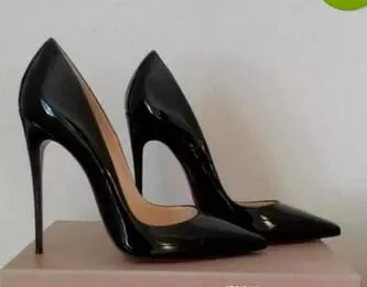 Damen-Pumps aus schwarzem Schaffell, nacktes Lackleder, spitze Zehenpartie, Damen-Pumps, 120 mm, modische rote Unterseite, High-Heels-Schuhe für Damen, Hochzeitsschuhe