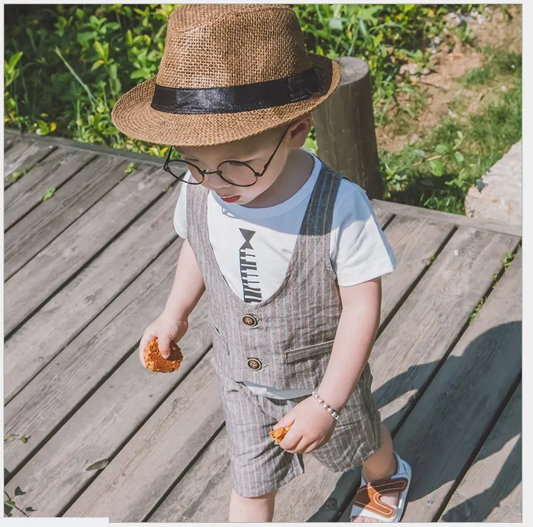 2016 Küçük Erkekler Gentleman Stil Yaz Çizgili Giyim Erkek Bebek Kısa Kollu T-shirt + Yelek + Şort 3adet Seti Çocuk Suit Çocuklar Kıyafetler ayarlar