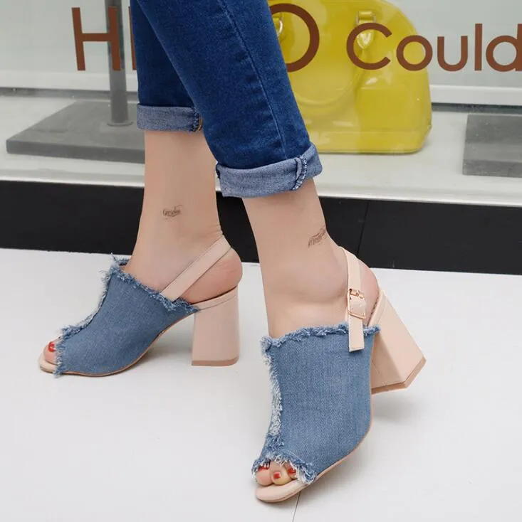 2017 Ankle Strap Women Sandals Summer Shoes Women Open Toe Chunky High Heels Party Dress Sandals Big Size