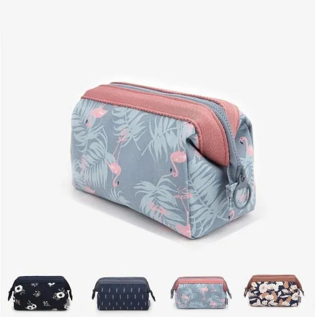 Women Makeup Organizer Bag Handbag Purse Large Capacity Purse Travel Insert Lady Casual Cosmetic Bag Travelling Bag