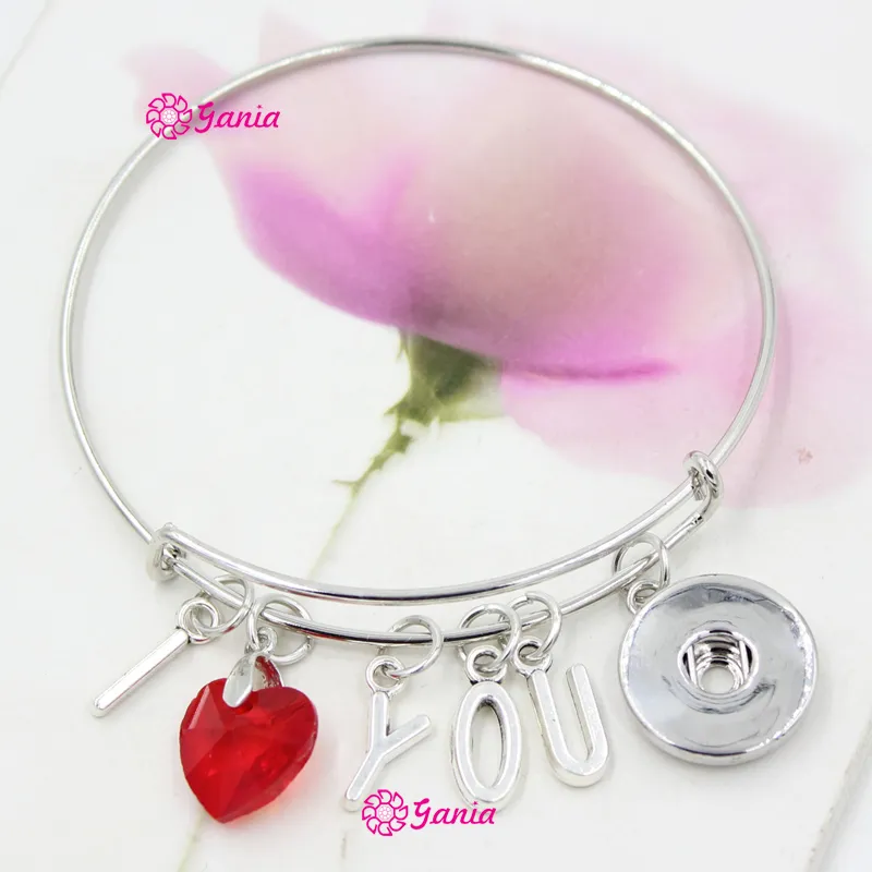 Nova Chegada Intercambiável Coração de Cristal Vermelho Letra Inicial I LOVE YOU Charms Wire Expansível 18mm Snaps Bangles Bracelets for Valentine