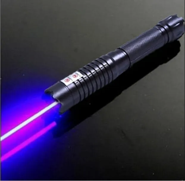 neueste Hohe qualität Starke leistung militär 200000 m Taschenlampen blaue laserpointer 450 nm SOS Strahl Taschenlampe Jagd Lehre lazer 5 kappen