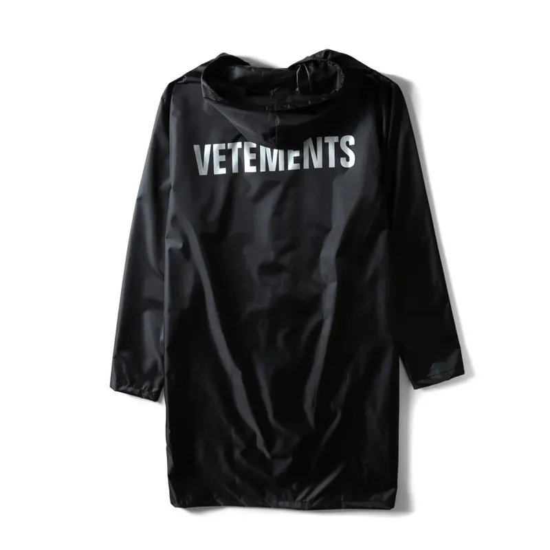 Wholesale Vetements Letter Printed Women Men Waterproof Jacket Coat Oversized Useful Raincoat Hiphop Men Jackets Windbreaker