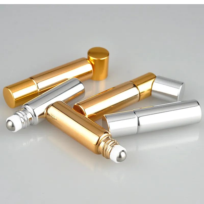 Nuovo design oro argento 5 ml roll on bottiglia di vetro con fiale di vetro a rullo riutilizzabili con sfera in metallo oli essenziali di profumo