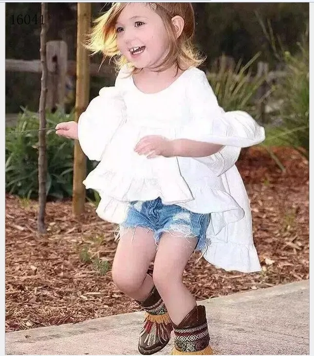 Moda meninas conjuntos de roupas 2016 menina branco smoking vestido cowboy shorts 2 pçs crianças roupas da menina do bebê terno criança 27 t l8088400
