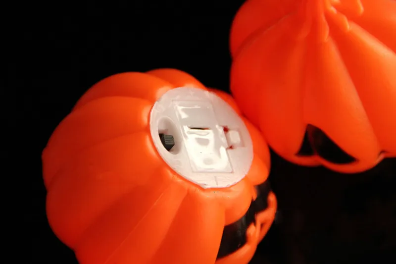 ハロウィンナイトライト 3D スカルカボチャ RGB 7 色変化電池式雰囲気ライト