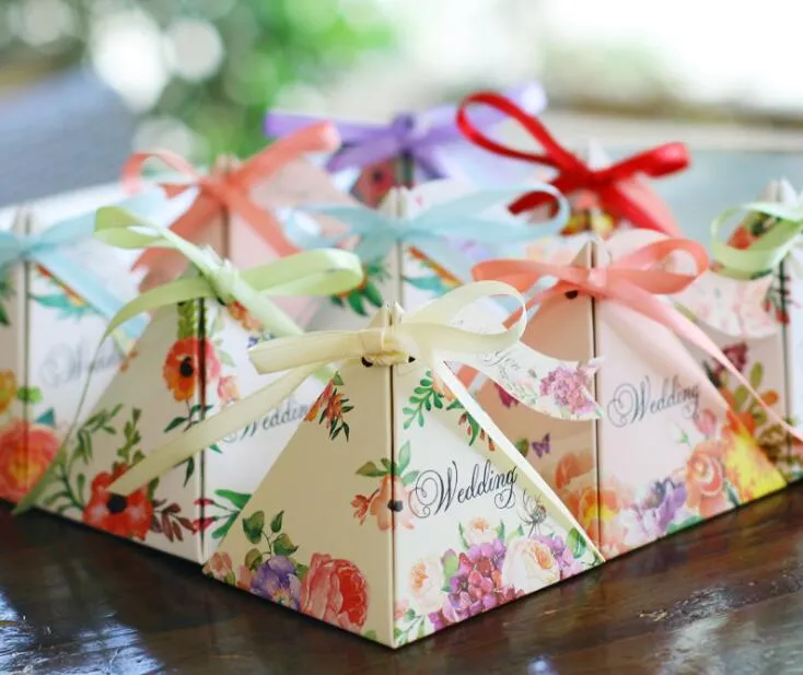 삼각형 사탕 상자 초콜렛 상자 결혼식 파티 아기 샤워 호의 선물을위한 리본