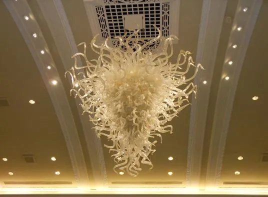 Semplice forma di fiori di forma di fiori Lampade a soffitto a mano soffiato a mano in vetro di Murano moderno LED lampadario a sospensione a sospensione commerciale