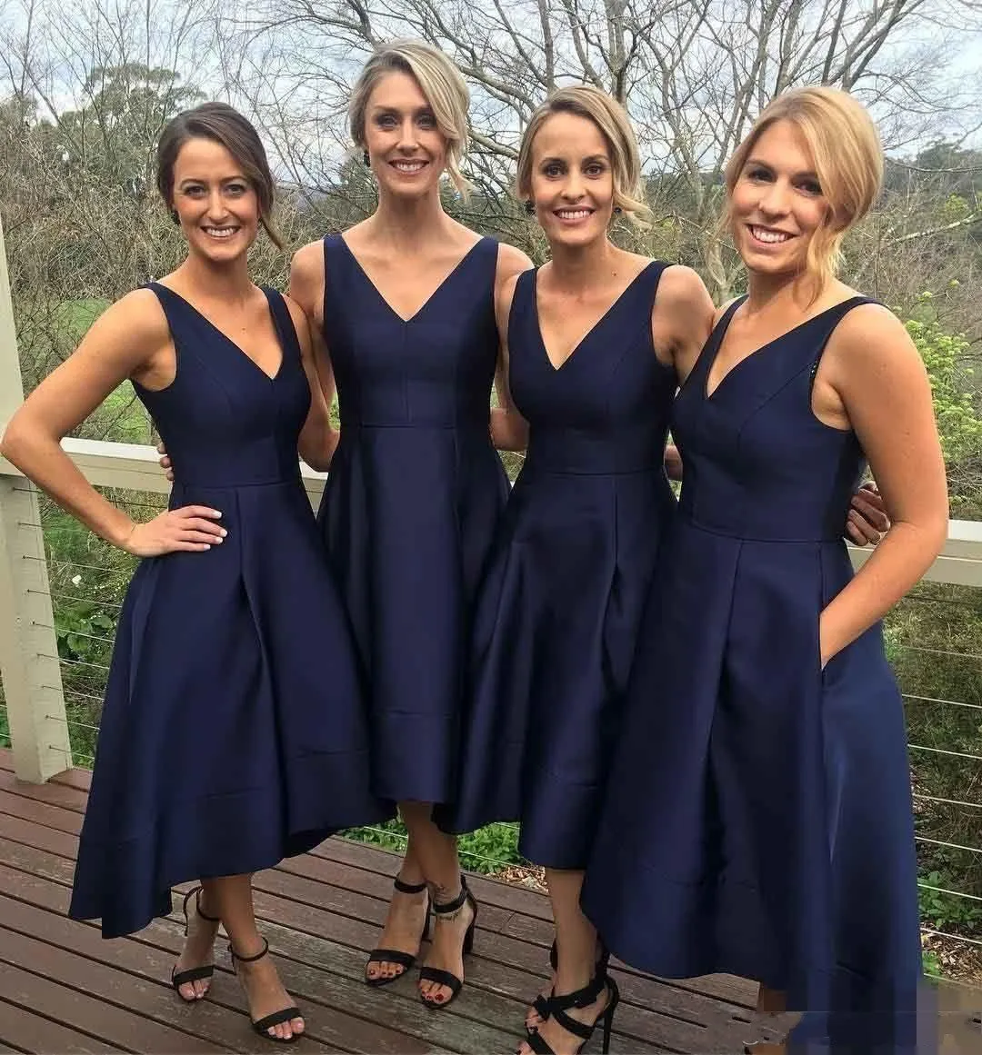 Bridesmaid Dresses Cheap V Neck Sleeveless Navy Blue Hi Lo Length Wedding Guest Wear Party Plus Size Maid Of Honor Gowns With Pocket