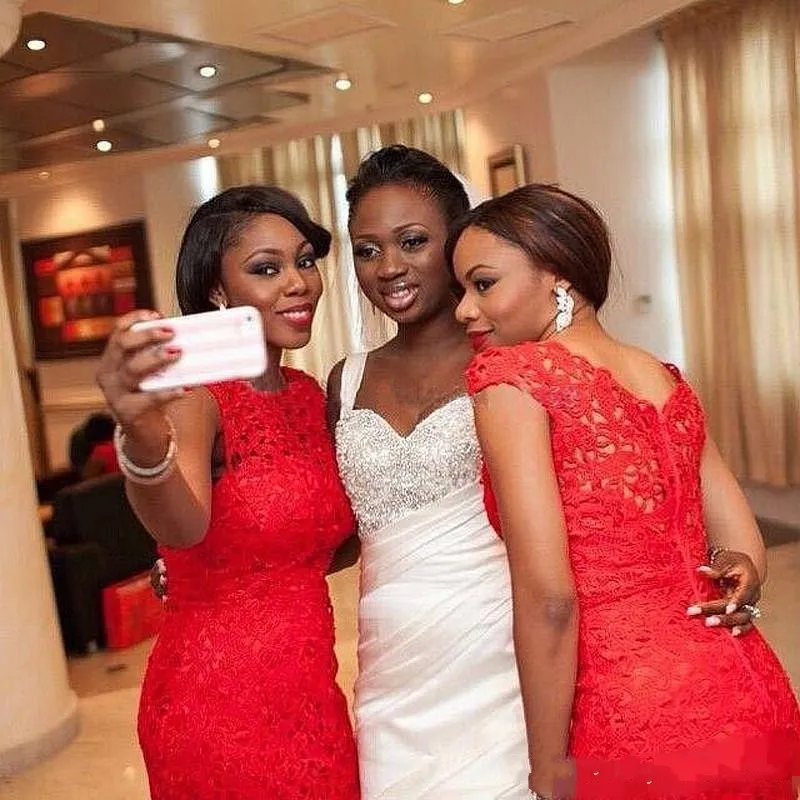 Красный кружевной африканский плюс размер длинные подружки невесты платья шапки рукава оболочка горничная честь платья длина пола свадьба