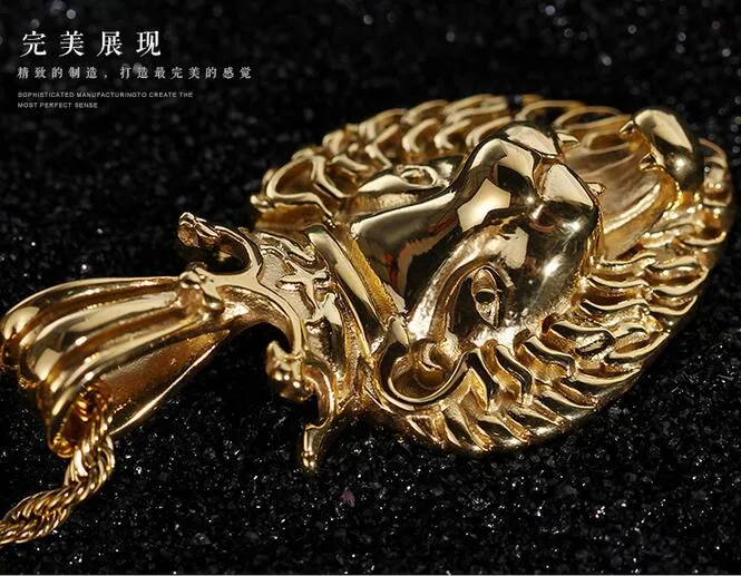 Klassisk design Mäns bästa smycken gåva Stor 316l Rostfritt stål Biker Gold Crown Lion Head Pendants Halsband Xmas Presenter