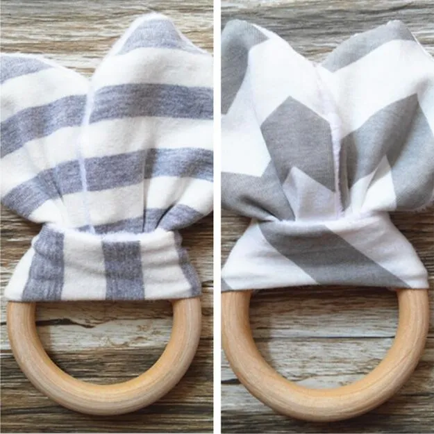 Hot Sale Baby Tandring Ring Teether Natural Wood Circle med tyg Trä Tand Training Sensory Nyfödda leksaker