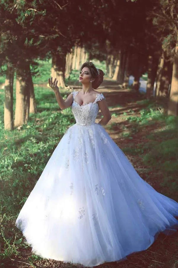 Stunning Ball Gown Wedding Dress Bridal Gowns Arabic Puffy Brides Wear Illusion Top Sheer Lace Straps Beads Crystals Appliques Tulle