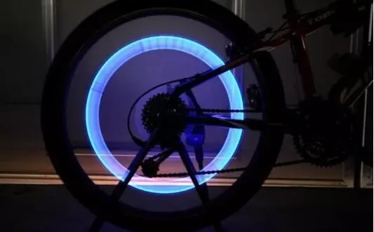 / Stem Car bicicleta válvula do pneu da roda Led Flash Light novidade Cap Lamp motorbicycle Roda Car Light bicicleta LED Flash leve pneu