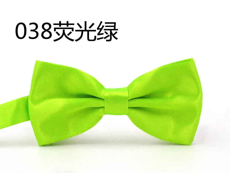 2016 Hot Bowknot 39色を調整する父の日のネクタイクリスマスプレゼントのためのバックルソリッドカラー蝶ネクタイ職業上のボウタイ