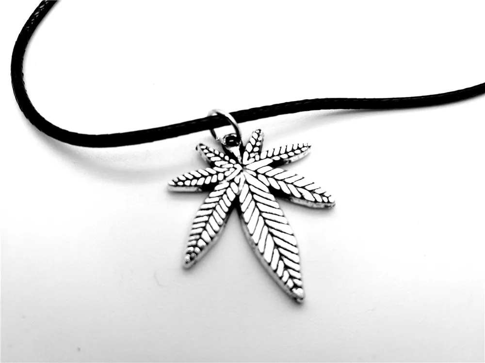 European American Canada Symbol Sign Jamaica Maple Leaf Necklace Pendants African Plants Long Tree Foliage Leaves Leather Rope Necklaces