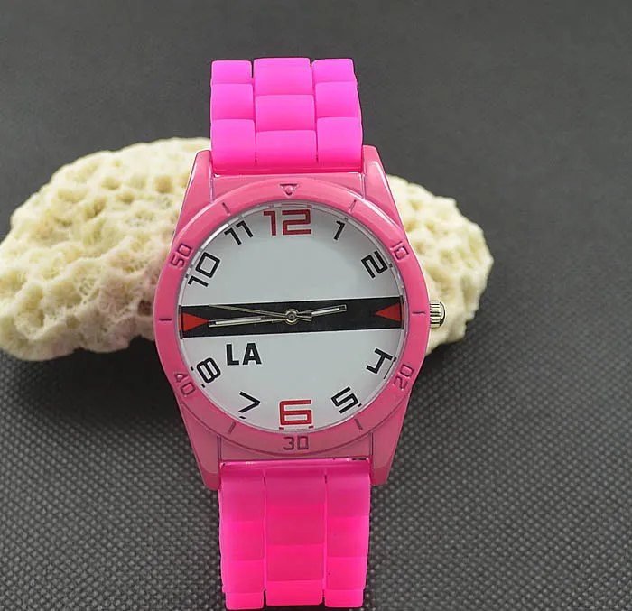 Casual Women Men Unisex Animal crocodile Style Dial Silicone Strap Analog Quartz Wrist watch