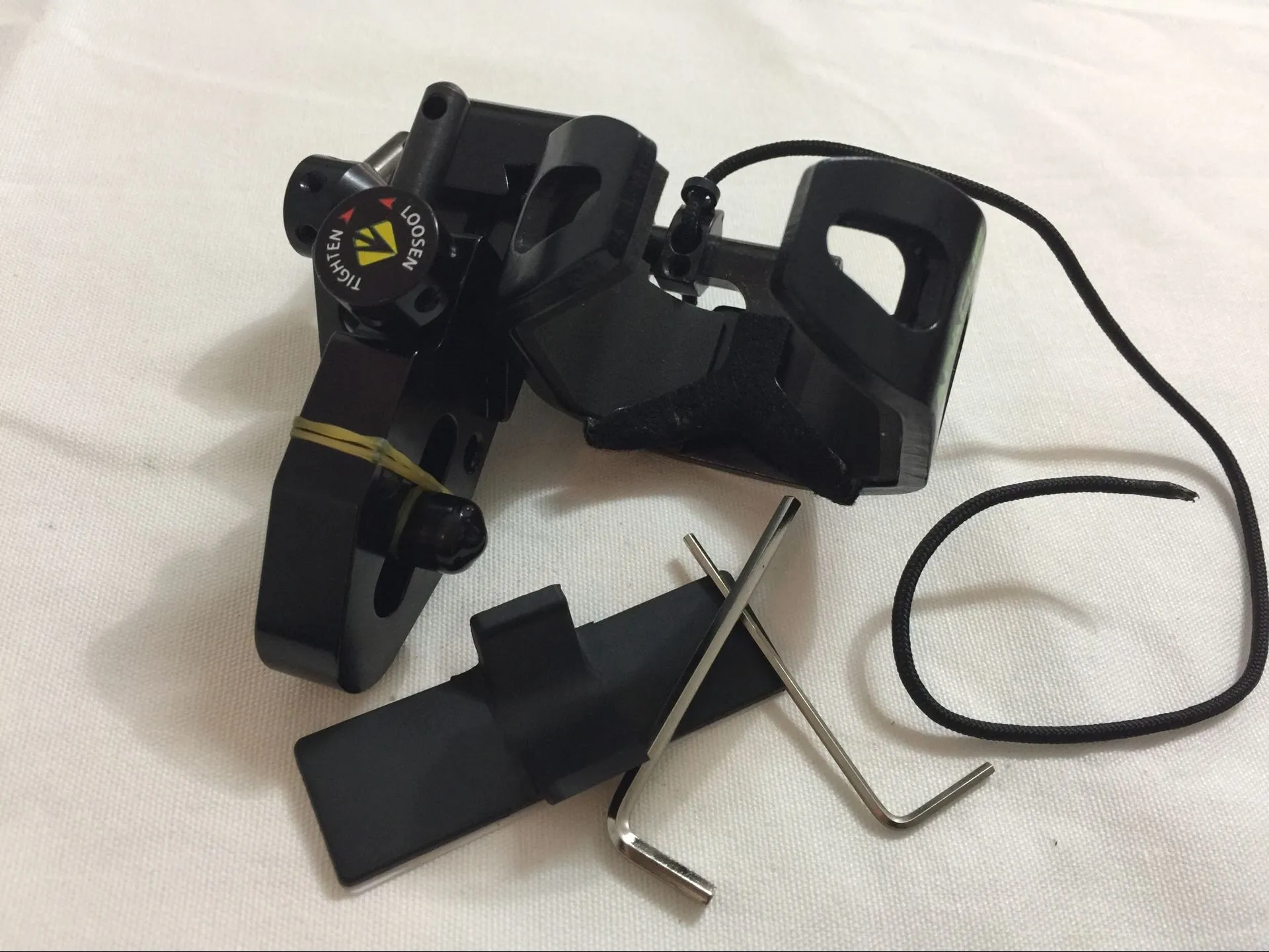 NAP Apache Drop Away Arrow Rest For Archery Hunting, Full Containment, Black From Jyxhunter, 49