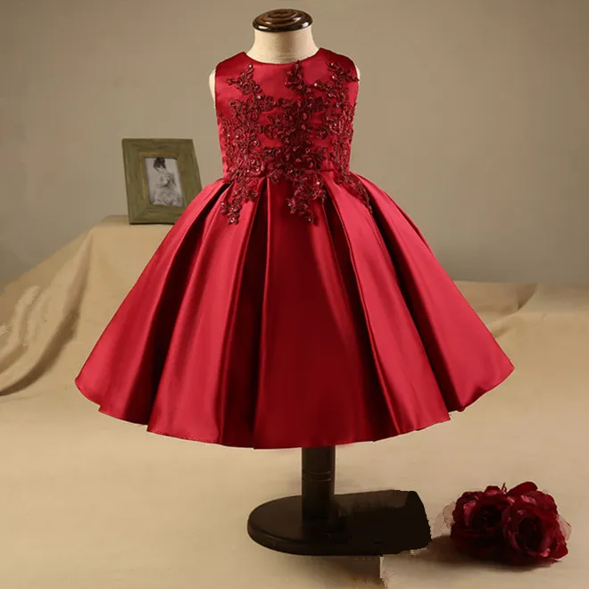 Adorável laço vermelho cetim flor menina vestidos sem mangas lace assoalho bola vestido menina vestidos para casamentos