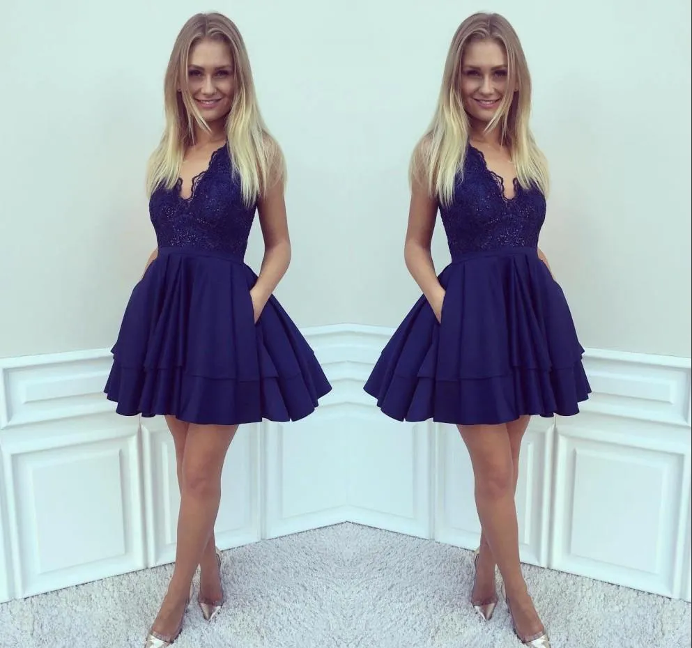 2019 Billiga Royal Blue Lace Homecoming Dress A-Line Juniors Sweet 15 Graduation Cocktail Party Dress Plus Size Custom Made