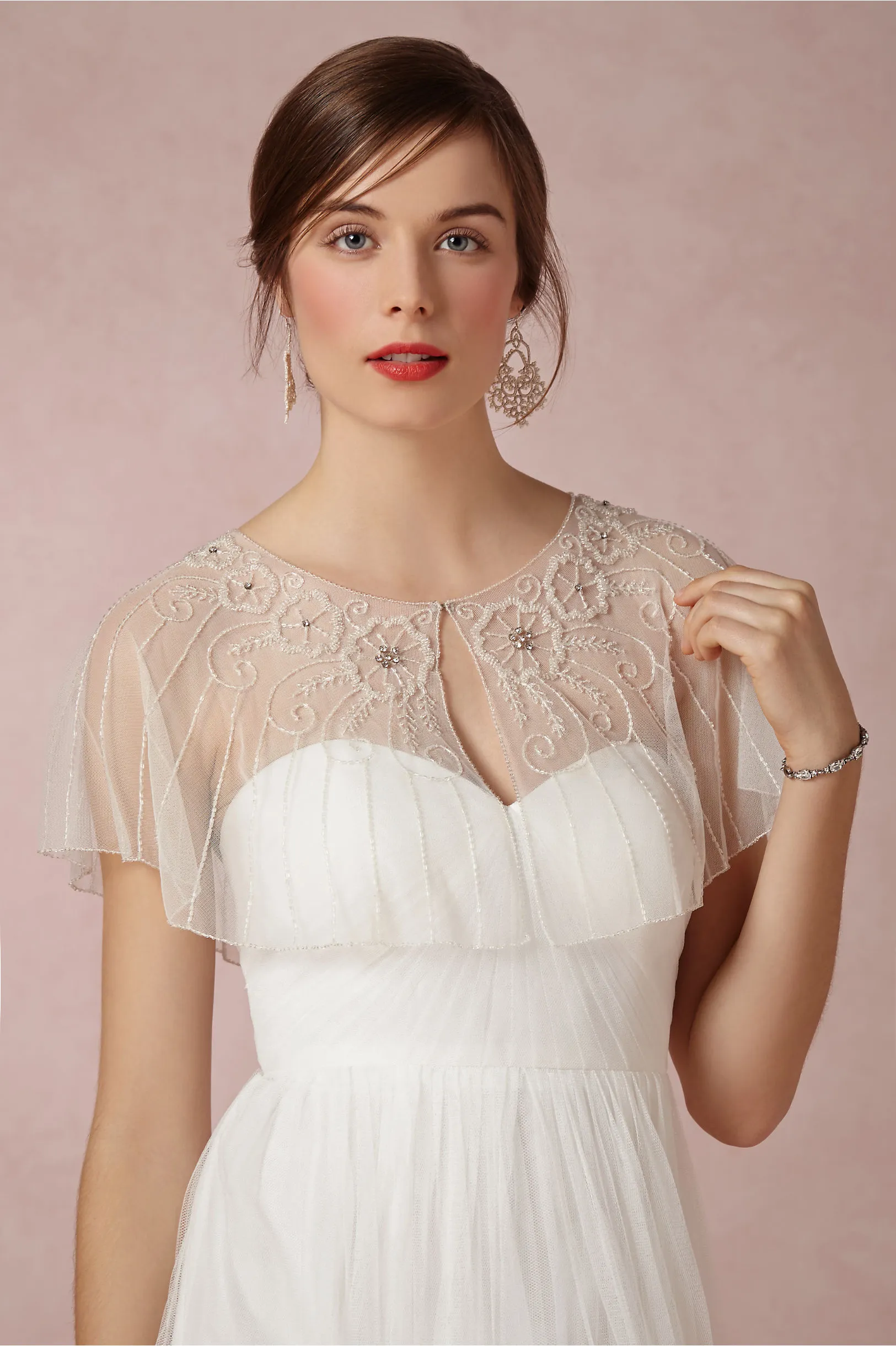 Short Lace Bridal Wraps Beads Bridal Coat Jewel Neck Jackets Wedding