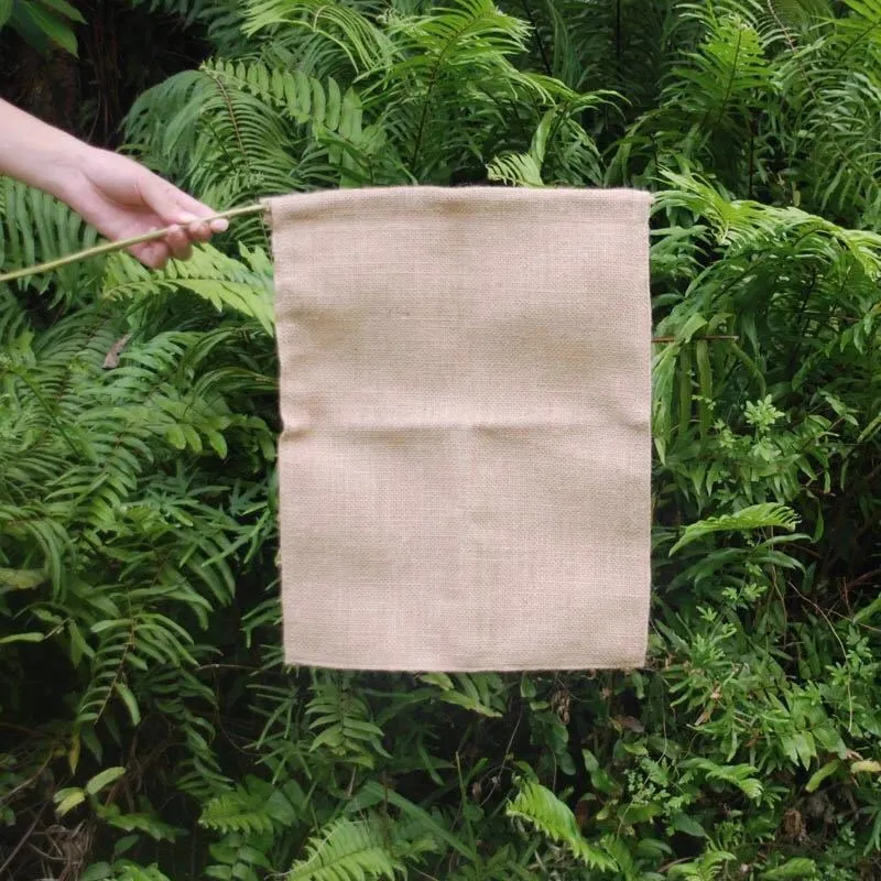 DIY JUTE Burlap Garden Flags W / 12 * H / 18 INCH H Lieen Yard Hängande Flagg Hus Dekoration Tryckt mönster Bärbara bannerannonser