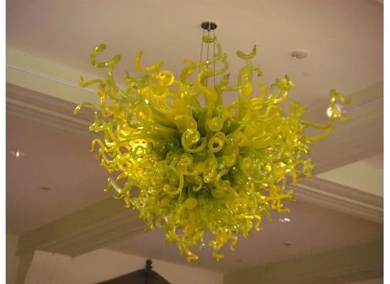 Lámparas modernas del hotel Lámparas de restaurante Lámparas colgantes de cristal de Murano de color puro Decoración hecha a medida Estilo Art Deco Araña