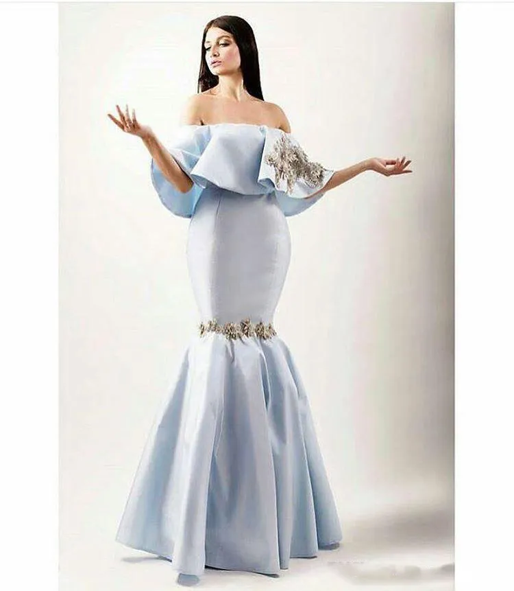 Light Sky Blue Saudiarabiska Mermaid Prom Klänningar Sexig Av Skulder Med Applikationer Satin Backless Aftonklänningar Mellanöstern Style Klänningar