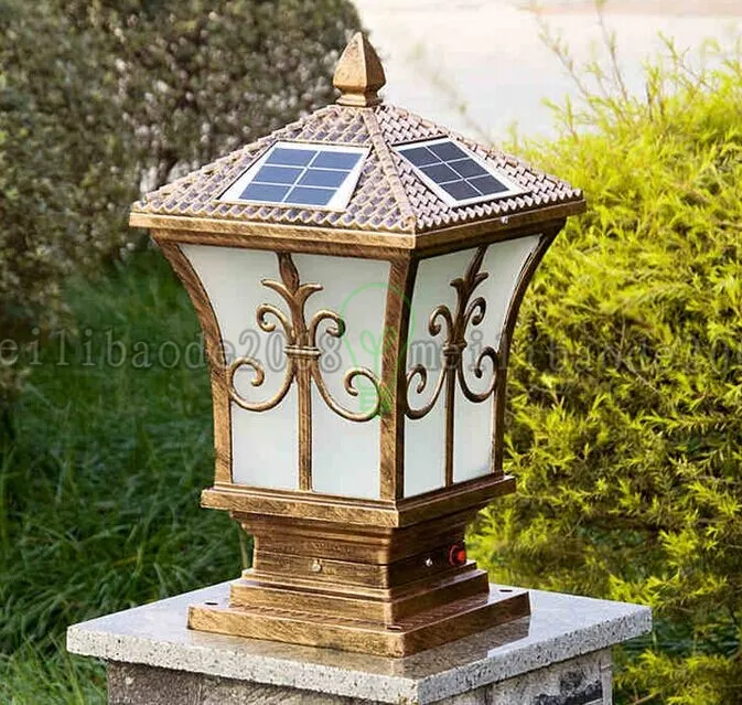 Sol Post Lights Outdoor Posta Lighting Landscaping Solar LED Garden Lampplampor Varm Vit Kall Vit Färg Ljusgivare Funktioner LLFA