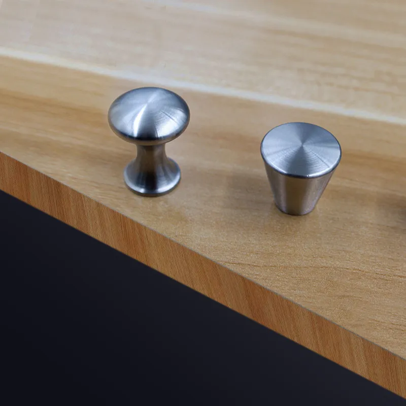 Rostfritt stål Solid Simple Drawer Knopp Möbel Dörrhandtag Hårdvara Garderob Sko Singelhål Round Cone Pull