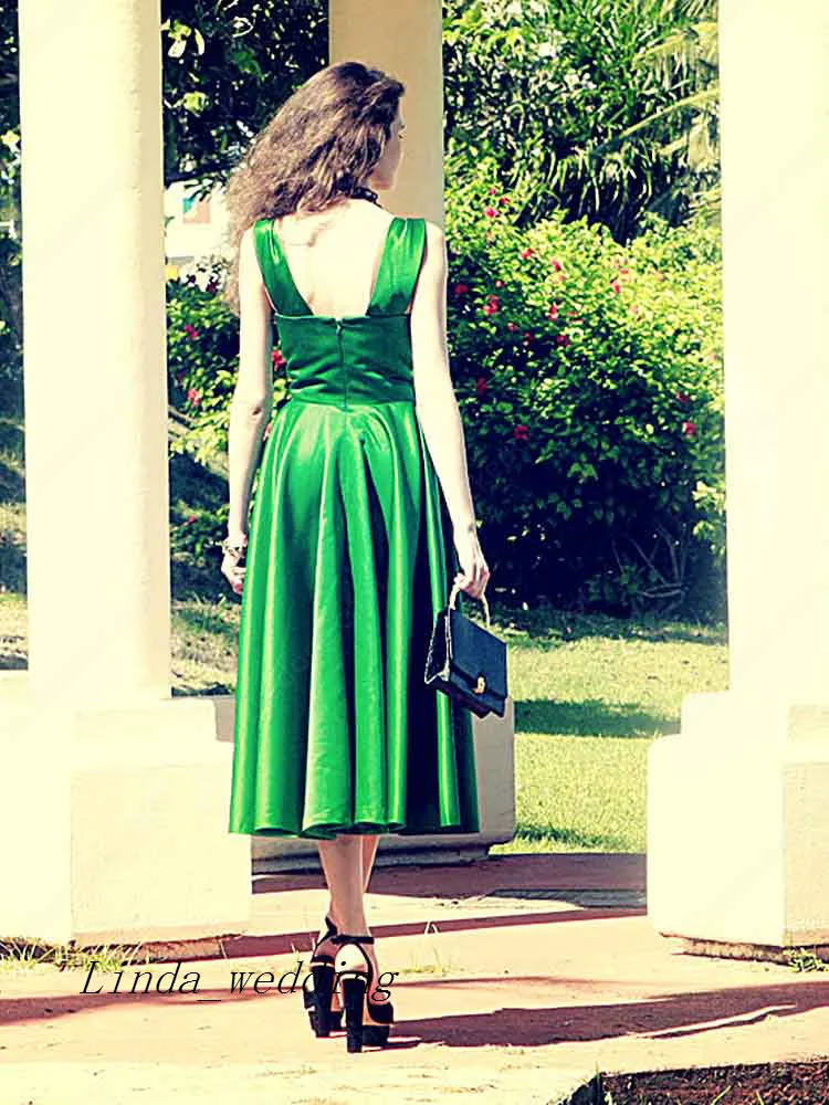 Vintage 1950's Elegance Vestido de cóctel verde esmeralda Alta calidad Real Po Longitud del té Fiesta corta Vestido de fiesta y regreso a casa 282d