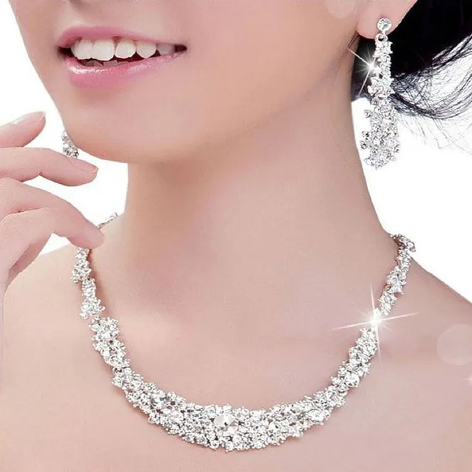 Bling Silver Crystal Set di gioielli da sposa collana placcata orecchini di diamanti Set di gioielli da sposa per la sposa Accessori da sposa per damigelle d'onore