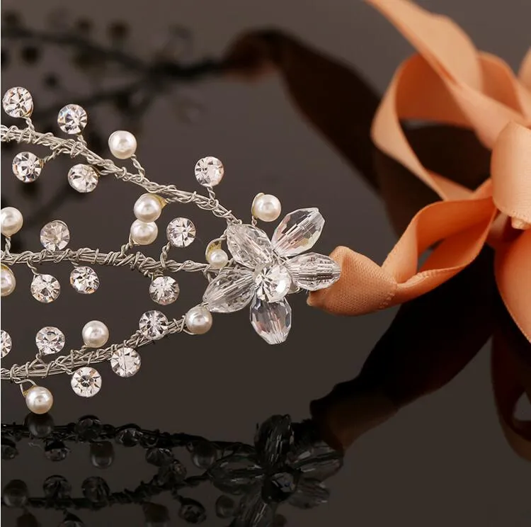 Diadèmes de mariée européenne Couronne de cristal strass de luxe baroque La reine des cheveux de diamant Princesse Coréenne Blanc Brillant Accessoires de cheveux LDT01