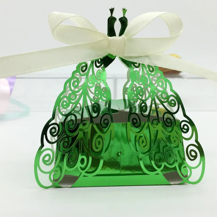 100st Laser Cut Hollow Peacock Candy Box Chokladlådor med band för bröllopsfest Baby Shower Favor Gift