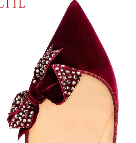 2017 Nuove pompe singole da donna in velluto rosso vino OL selvaggio Eleganti scarpe da sposa con punta a punta con nodo a farfalla